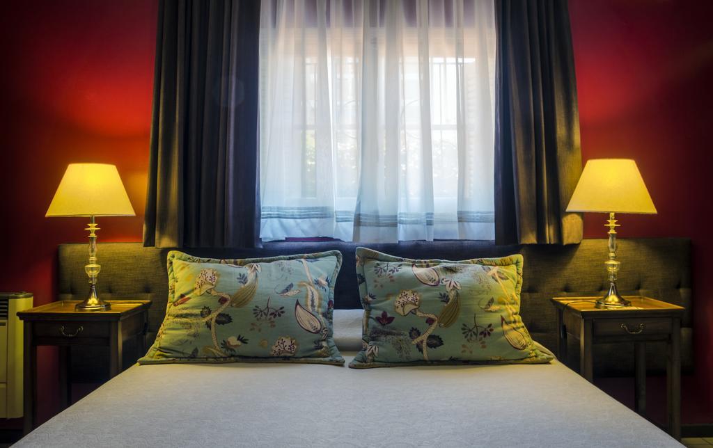 Bed And Breakfast Plaza Italia Mendoza Room photo