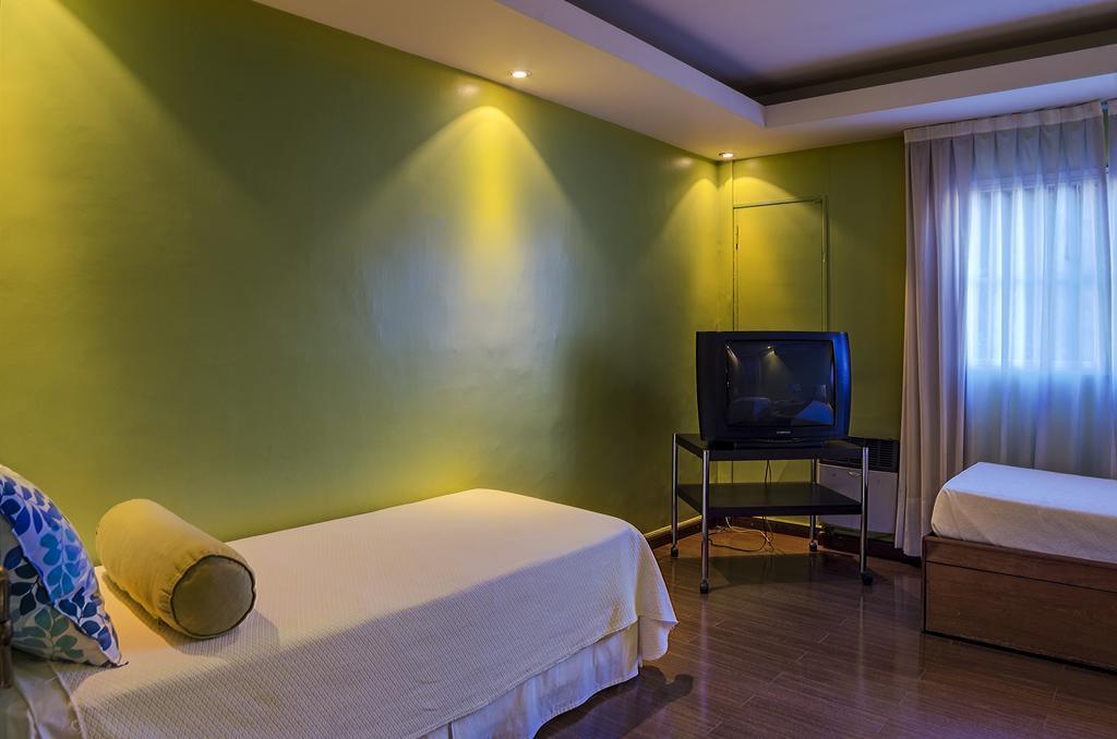 Bed And Breakfast Plaza Italia Mendoza Exterior photo